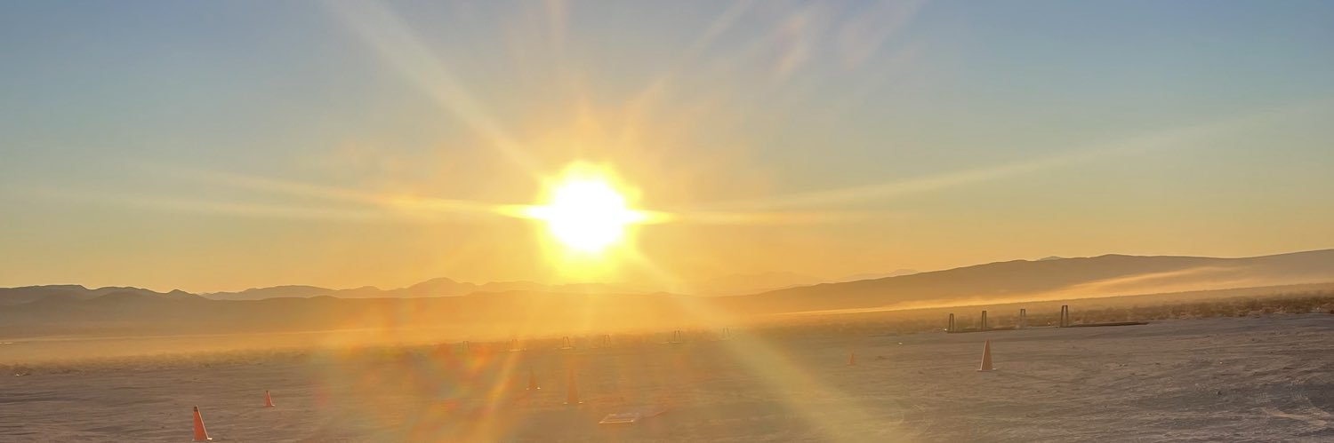 c2dd5f29fad2407's profile banner image