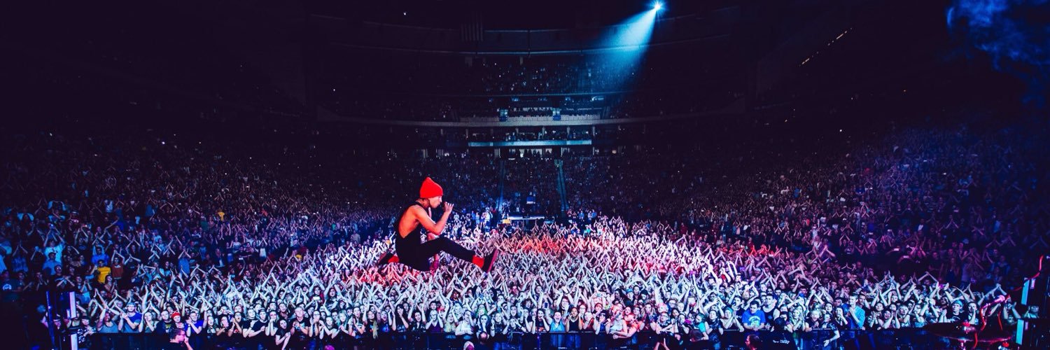 bensDecision's profile banner image