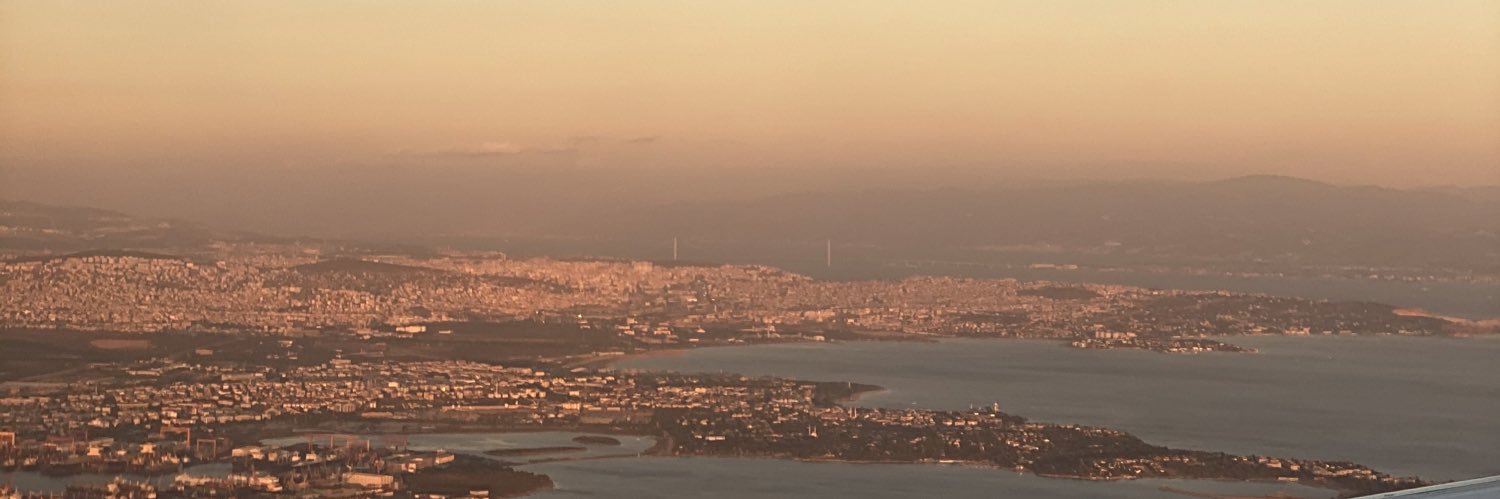ipekNibat's profile banner image