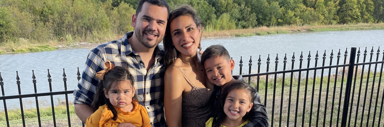 JessLRios's profile banner image