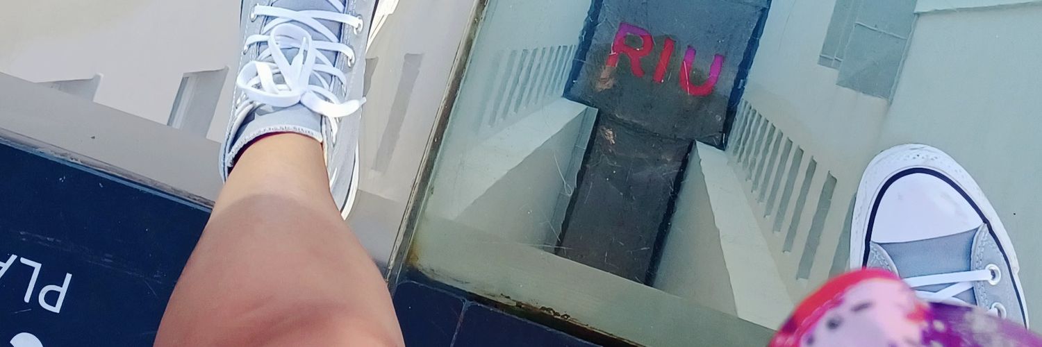 jessicasares's profile banner image