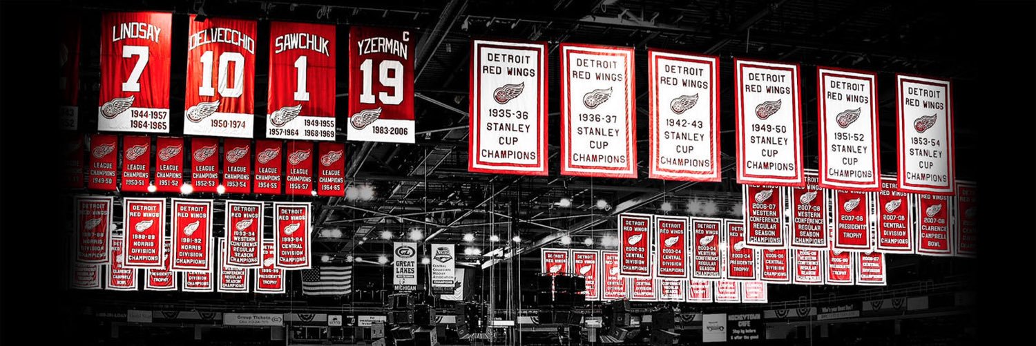 rnIII90's profile banner image