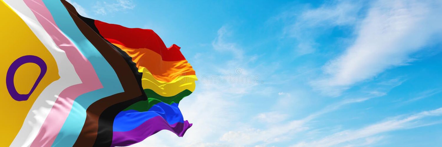 Charlie Bączyk-Bell 🏳️‍🌈's banner