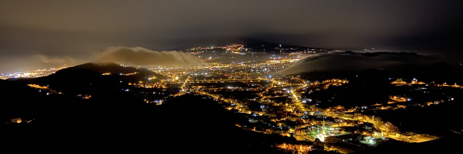 César Díaz banner