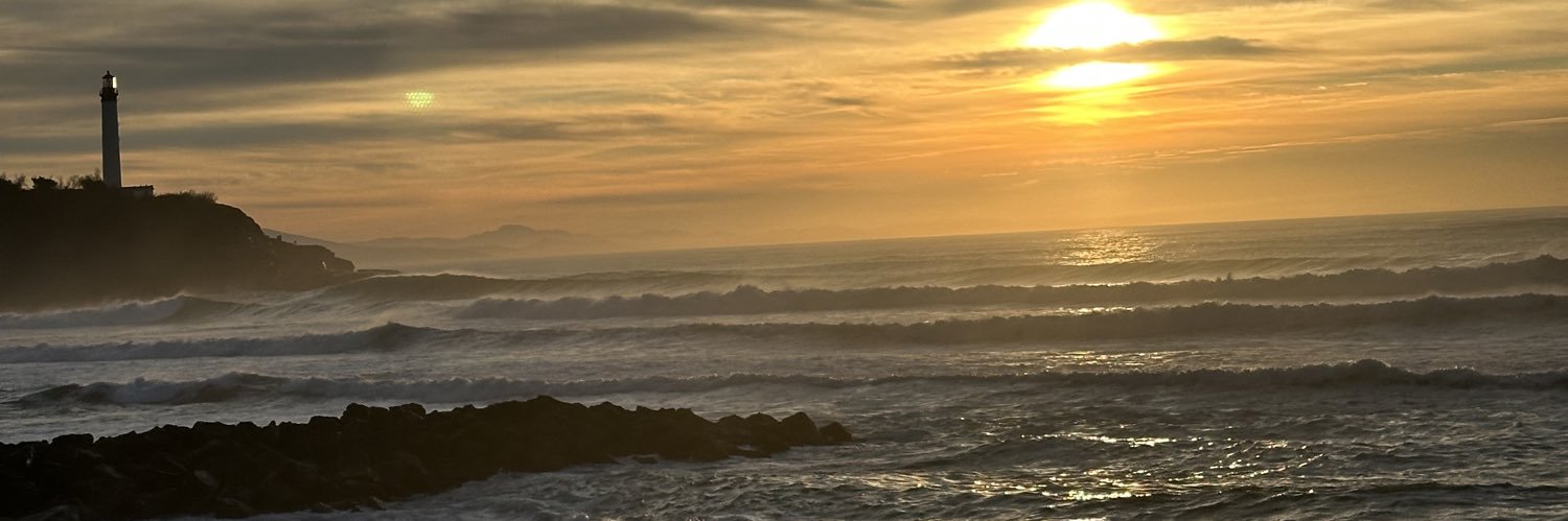LGO51's profile banner image