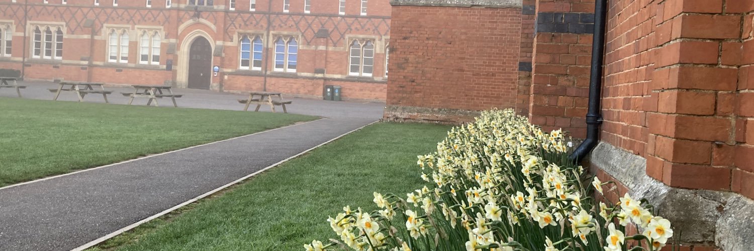 Louise Simpson banner