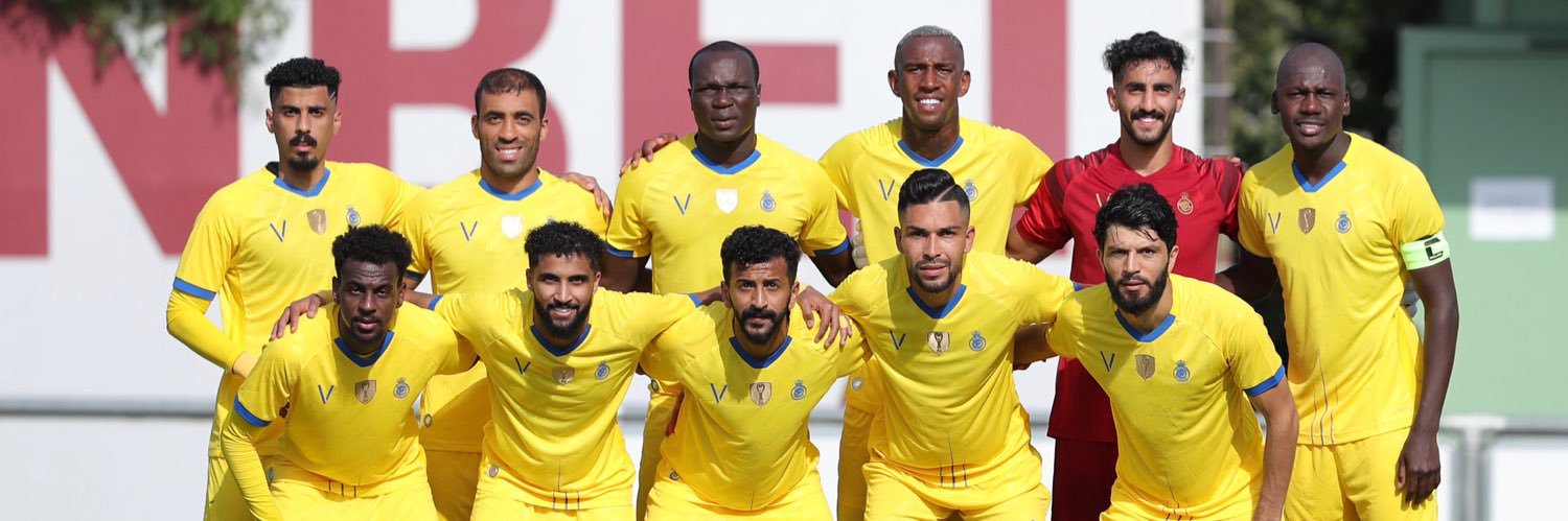💛💙ali(v) banner
