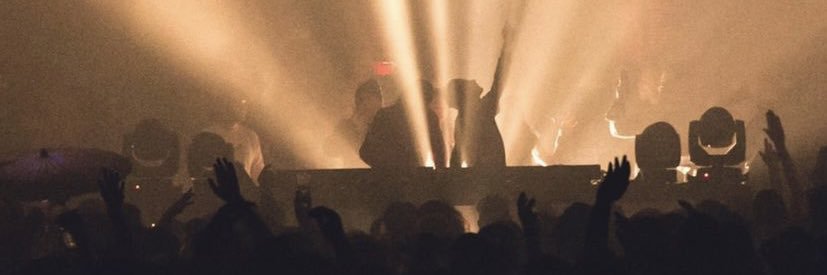 caro_light_'s profile banner image