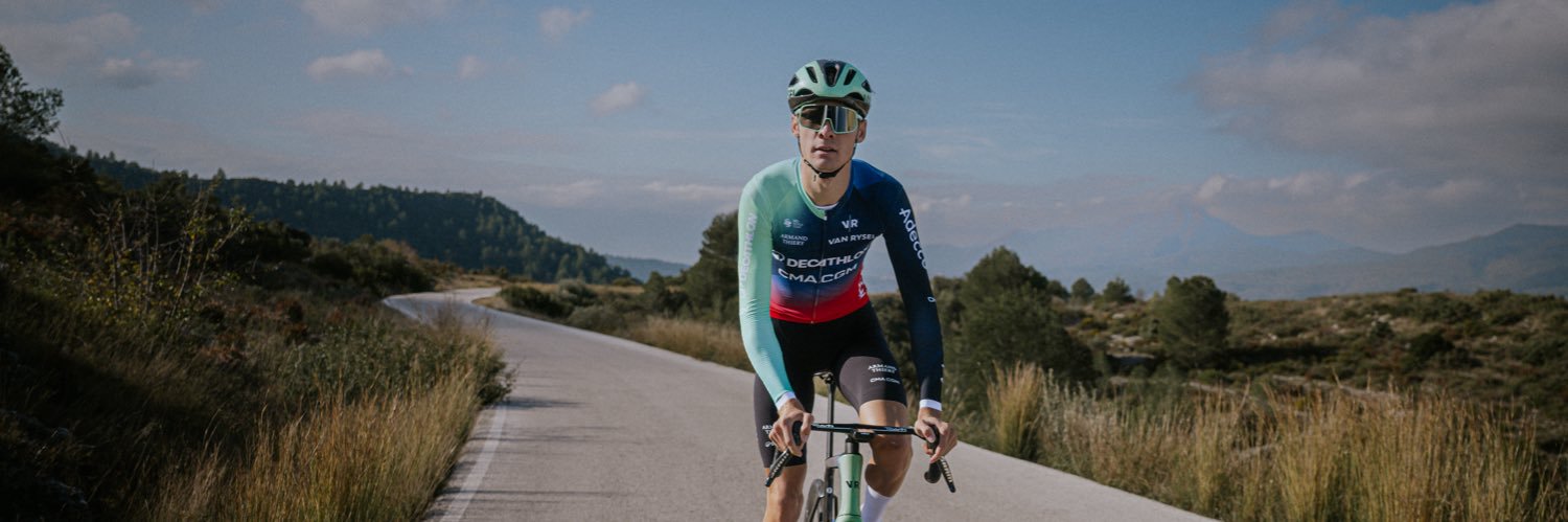 Oscar Chamberlain banner