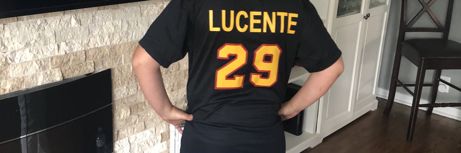 lucente_t's profile banner image