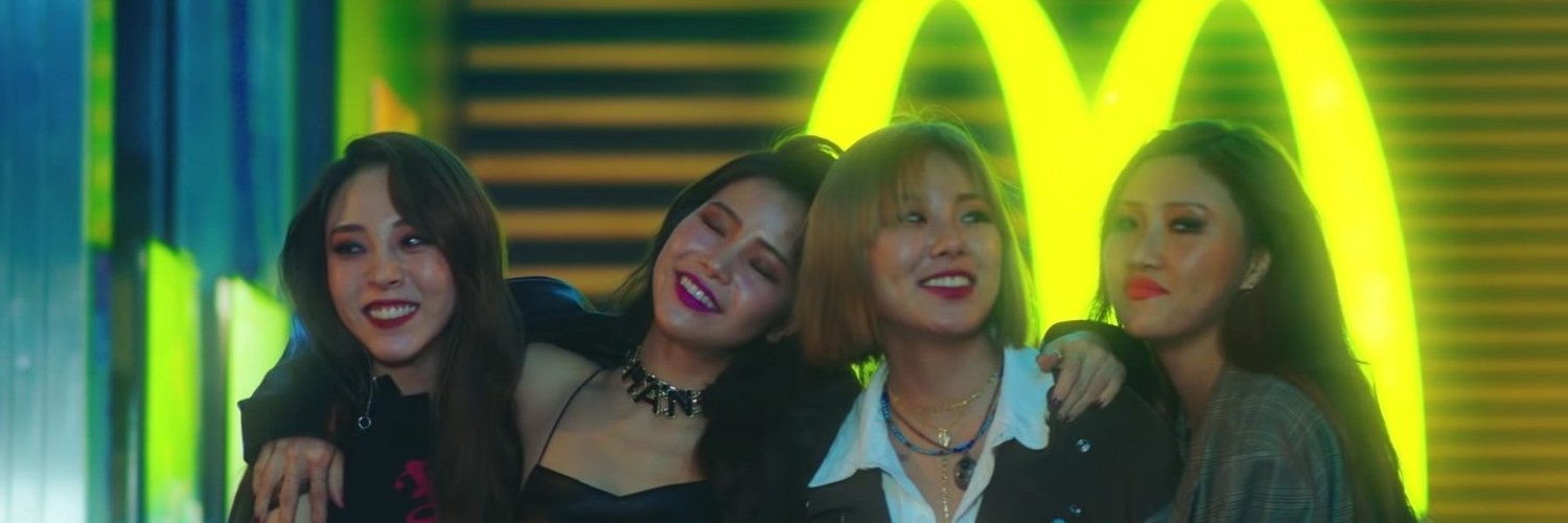 itsBrite's profile banner image