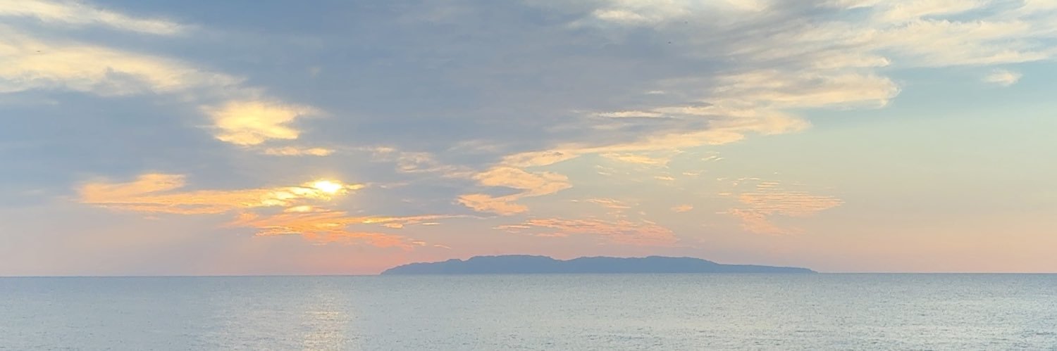 caramelbox9's profile banner image