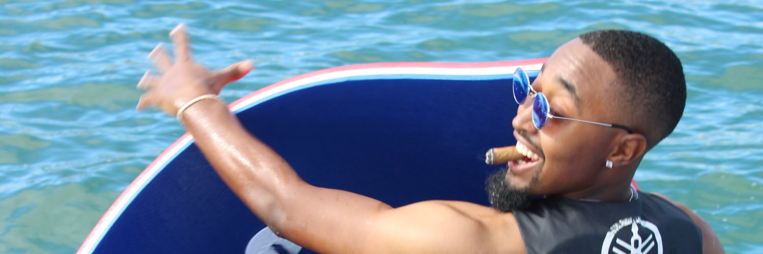 tre4farr's profile banner image