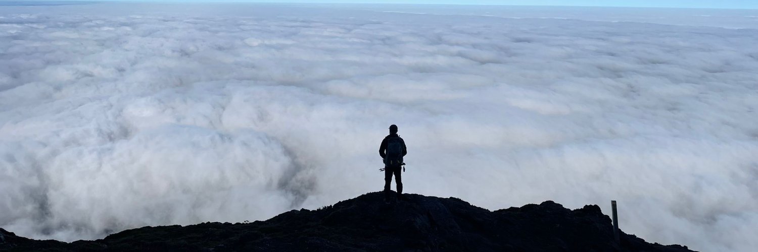 AdrianMunozG's profile banner image