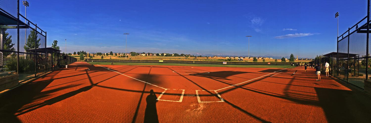 Play Softball Profile Banner