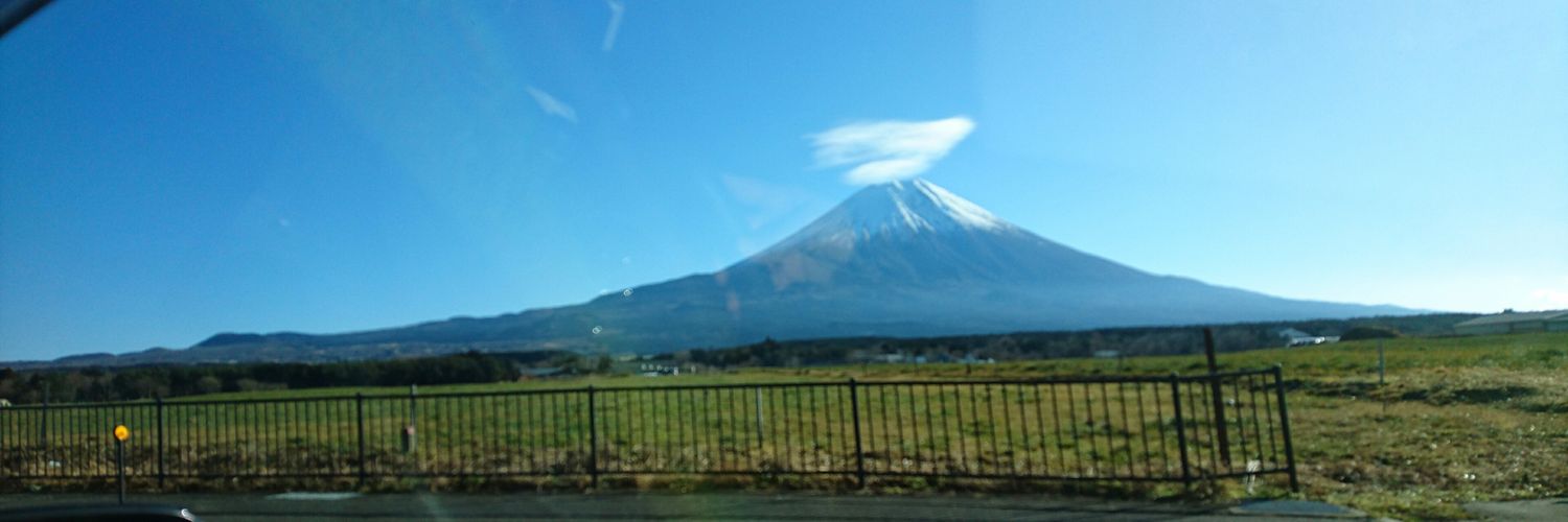 akiairu's profile banner image