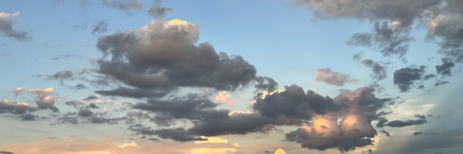 andreanavaa's profile banner image