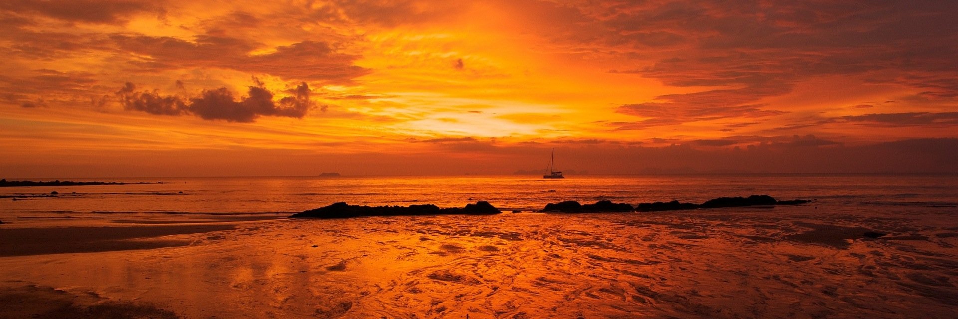 red_oceanic's profile banner image