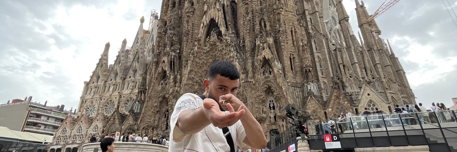 elli0tM's profile banner image