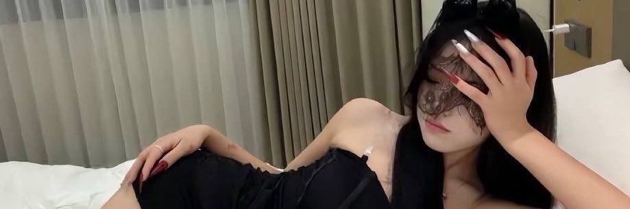 holberttavis's profile banner image