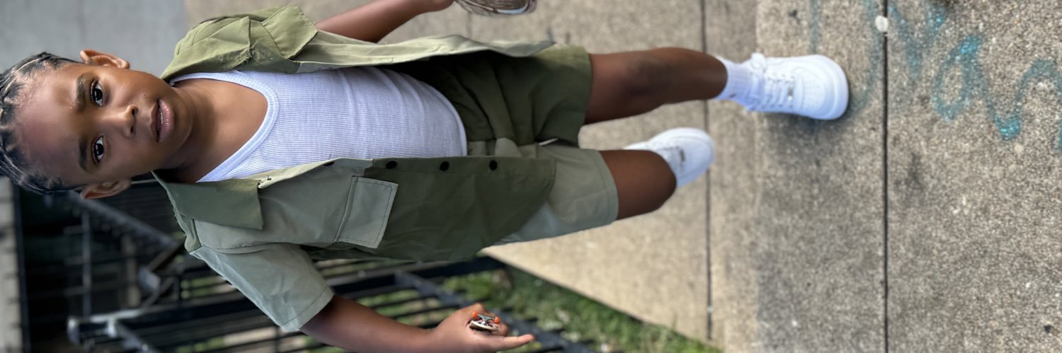 sadeissade's profile banner image