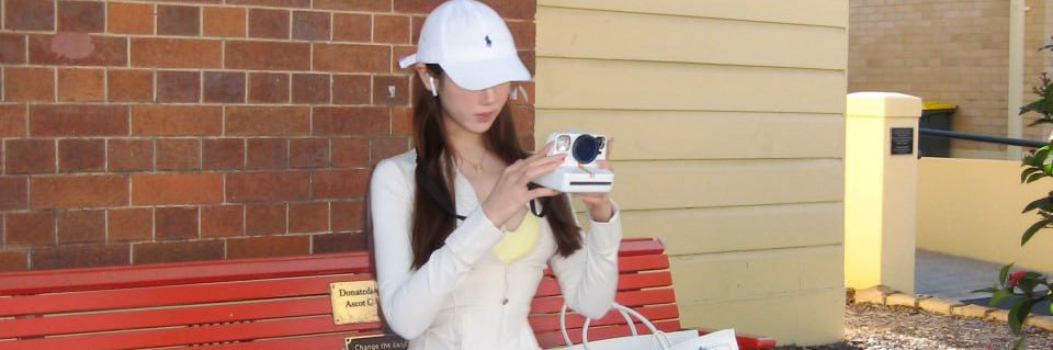 박나은 的个人资料封面