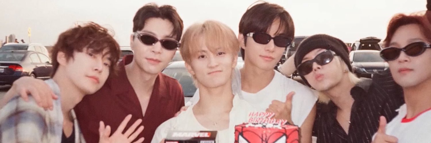 toeeeeeeyaa's profile banner image