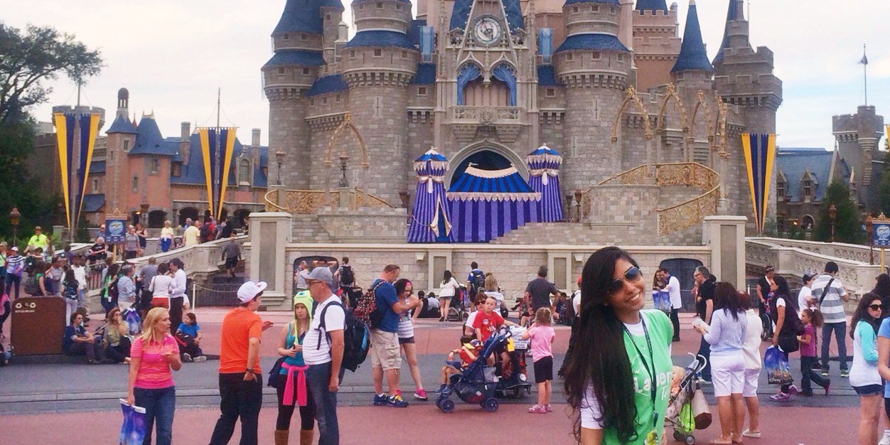 FernandaLira's profile banner image