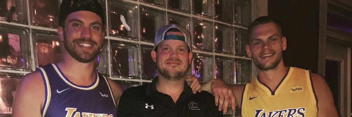 bradcurl5's profile banner image