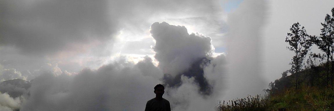 LUTFI351's profile banner image