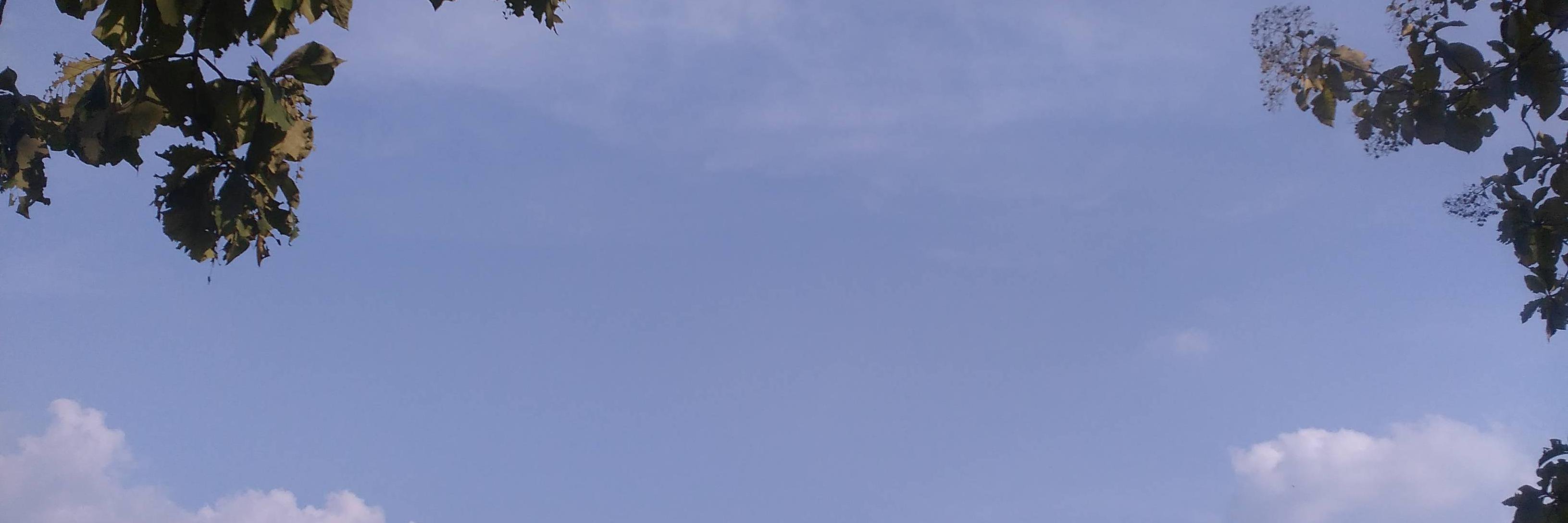 Listiyaaa's profile banner image
