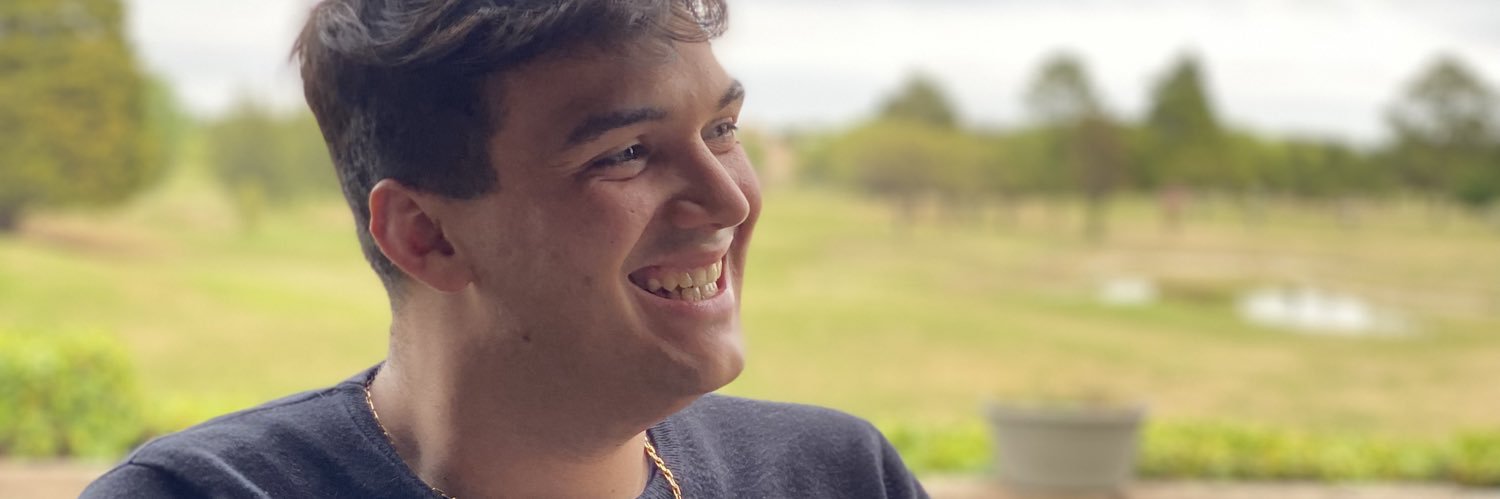 Kevineliat's profile banner image