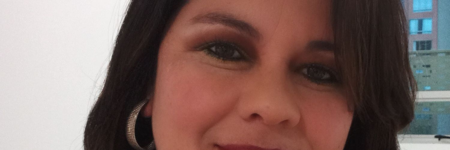 adepinova's profile banner image