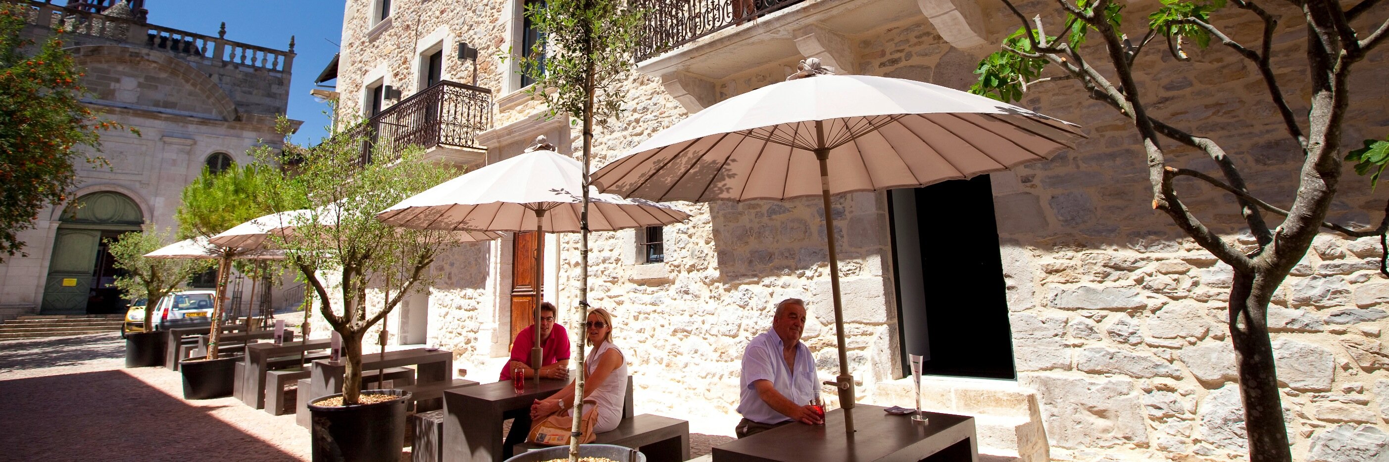 Fleurines Hôtel banner