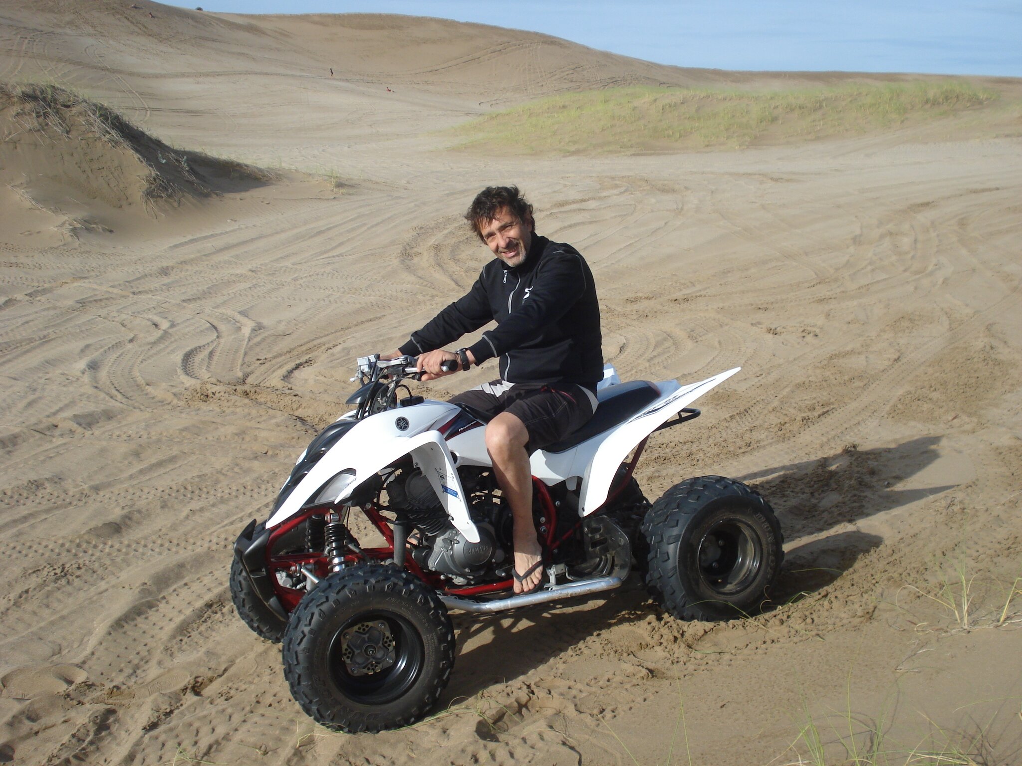 Carlos D. Carrizo banner