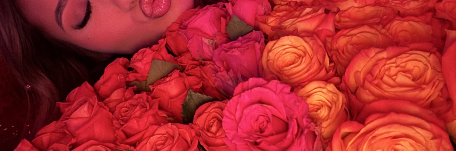 gorgeousmiraa's profile banner image