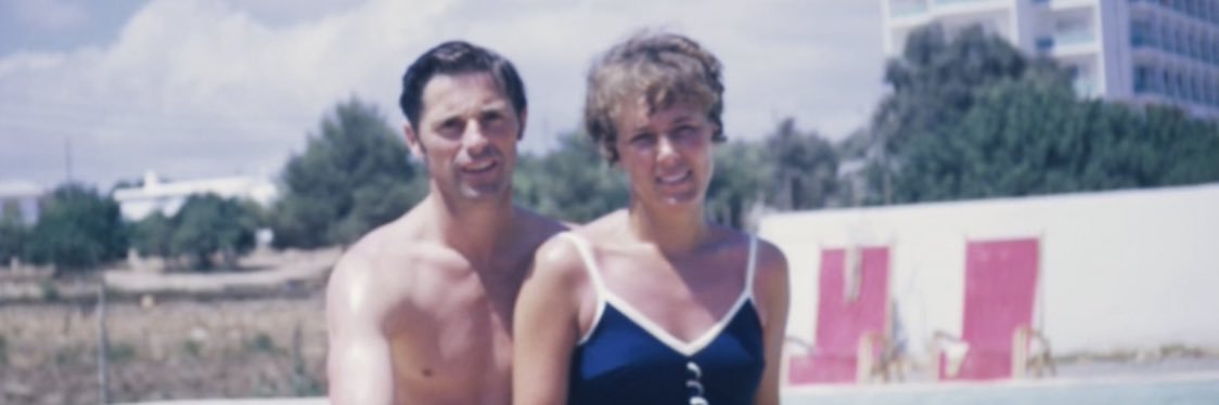 ElleMayTaylor's profile banner image