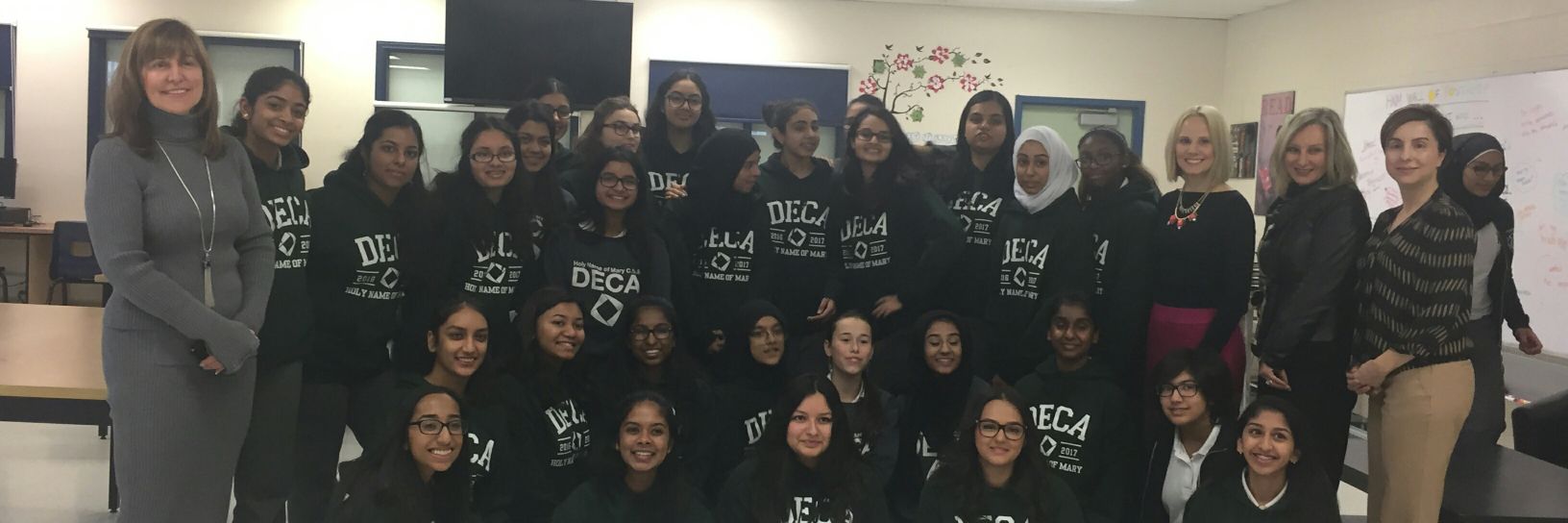 Hnmry_Deca's profile banner image