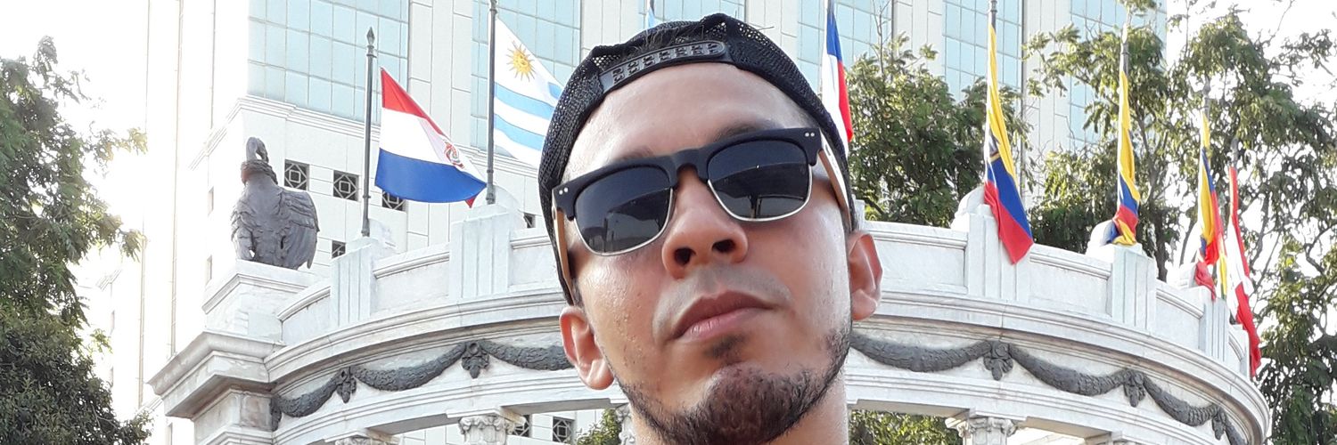 18Zavi's profile banner image