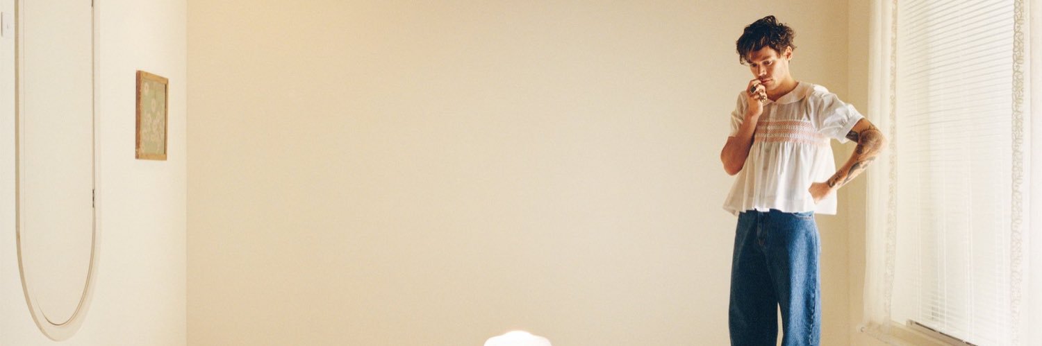 hescfineline's profile banner image