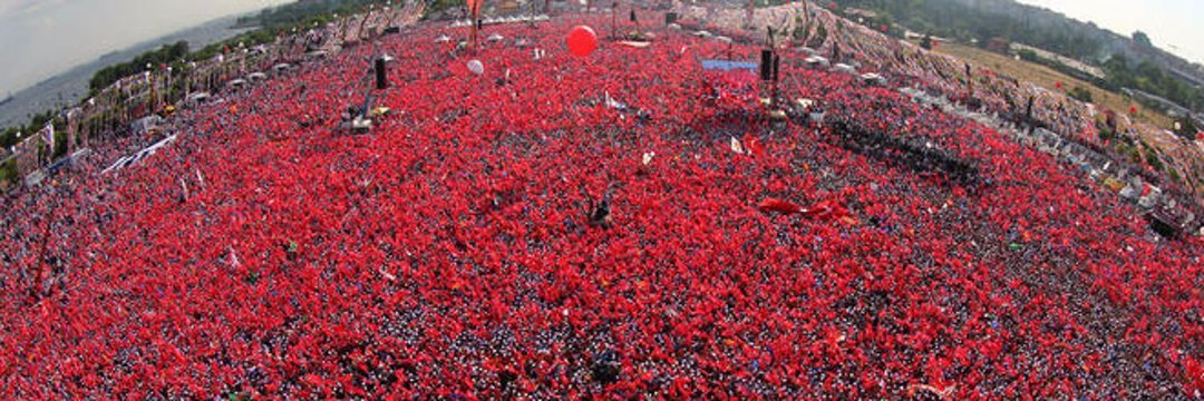 Kamile Küçüker 🇹🇷 banner