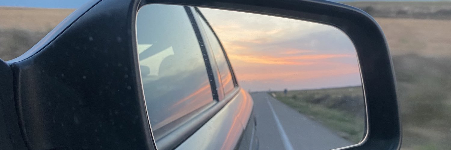 ingridpbl's profile banner image