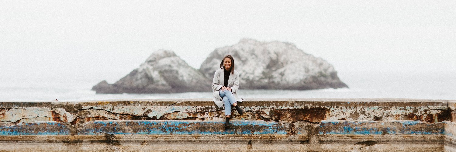erinrowe5's profile banner image