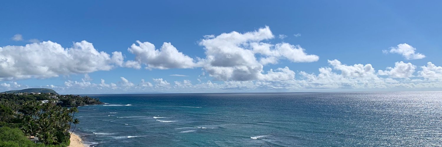 Camila Chaud 🌍 banner