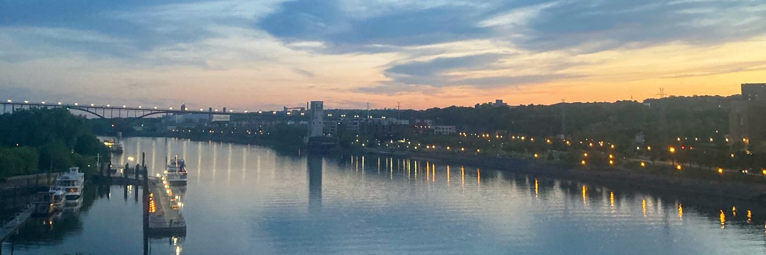 kate_reckinger's profile banner image