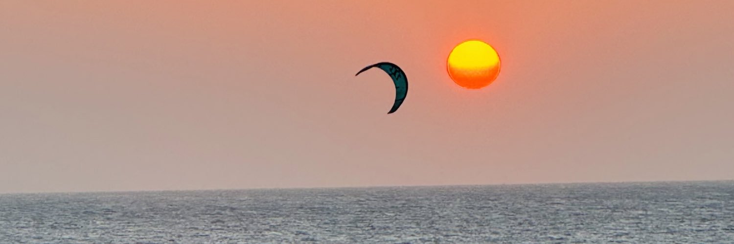 Mariel_a283's profile banner image