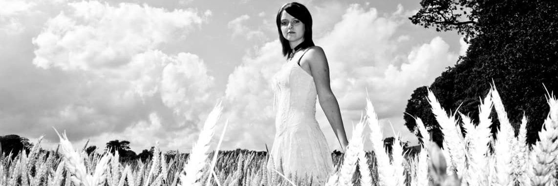 laura_bingham's profile banner image