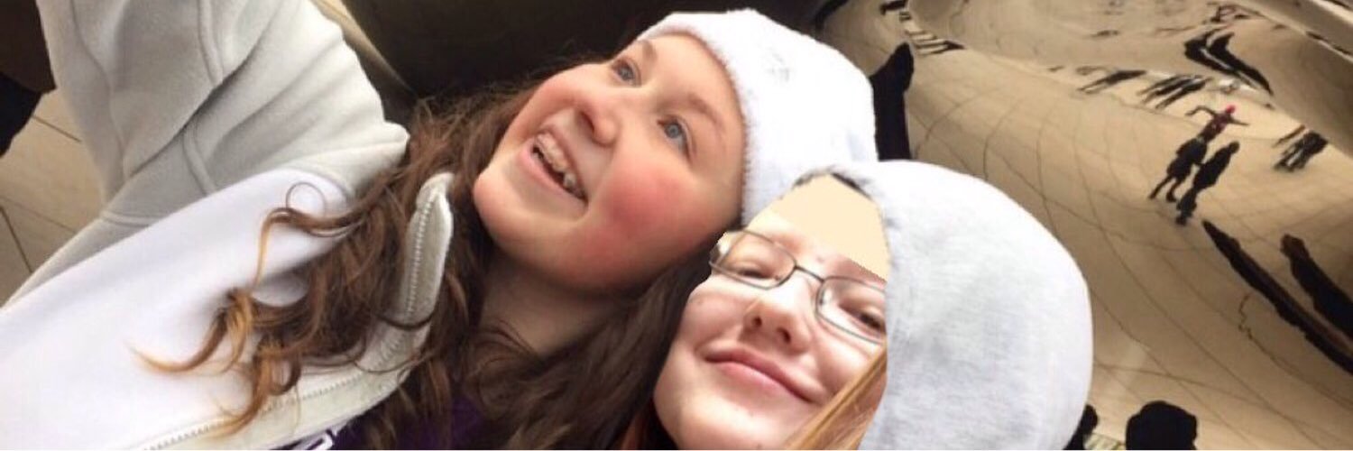 urszzzula's profile banner image