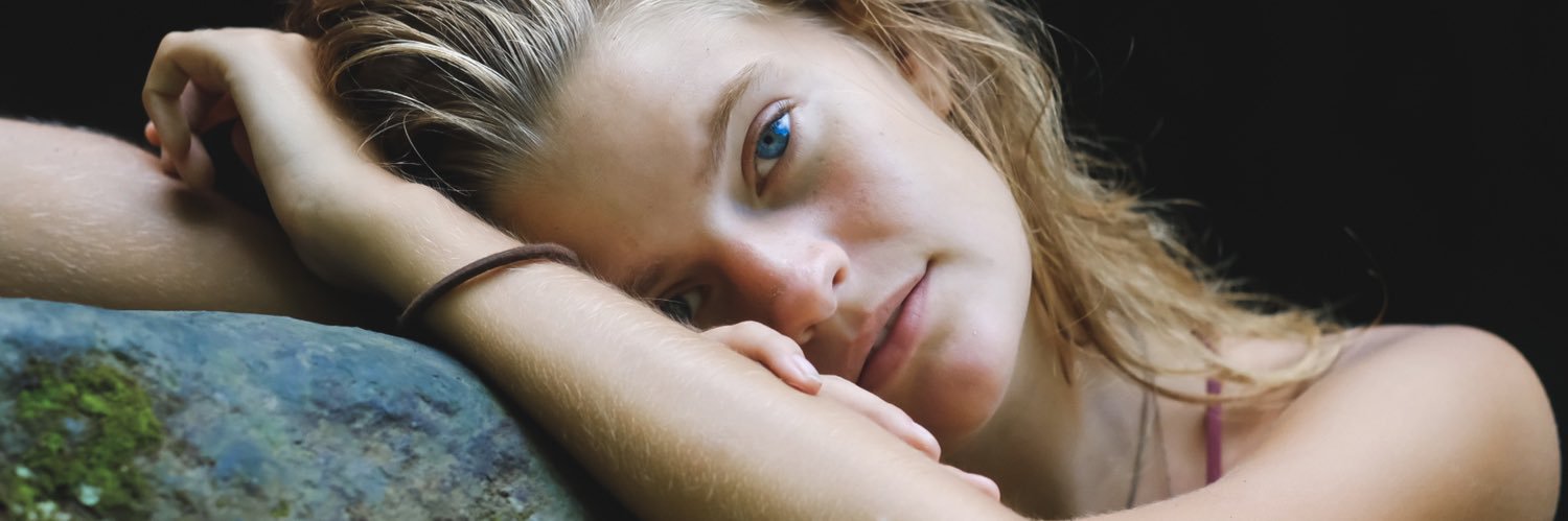 andreazbee's profile banner image