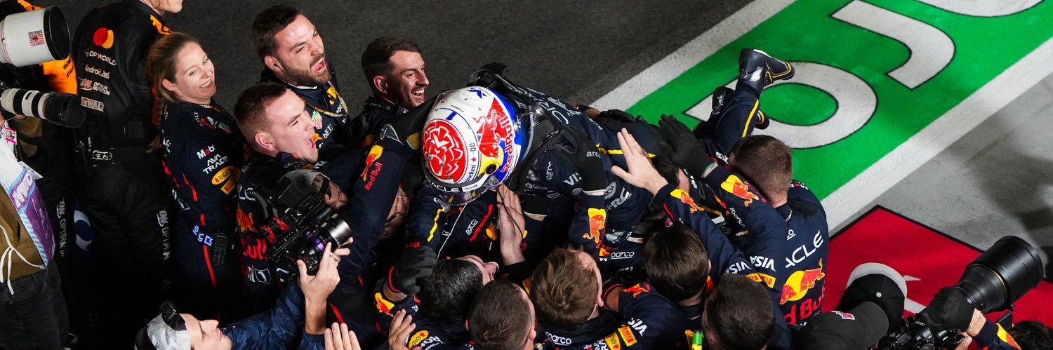 vaderstappen33's profile banner image
